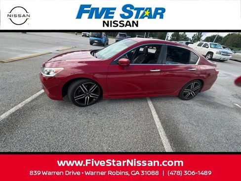 Used 2017 Honda Accord Sport image 20