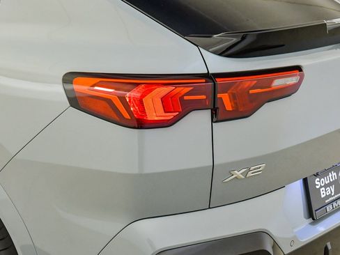New 2026 BMW X2 xDrive28i image 13