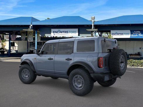 New 2025 Ford Bronco Badlands image 4