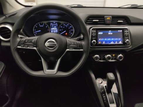 Used 2020 Nissan Versa S image 22