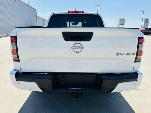 Used 2023 Nissan Frontier SV w/ SV Convenience Package AWD/4WD image 35