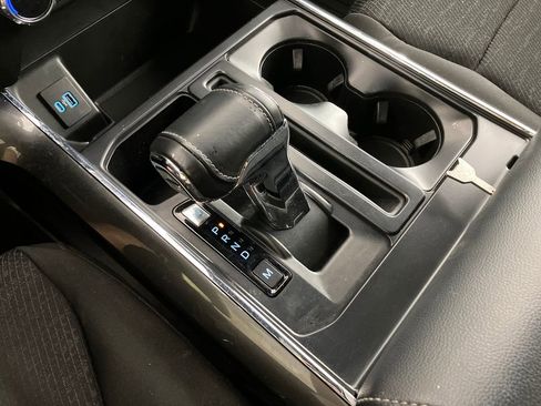 Used 2022 Ford F150 XLT w/ Equipment Group 302A High image 28