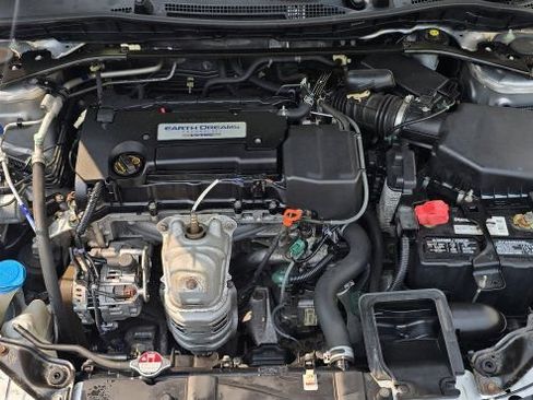 Used 2014 Honda Accord EX image 39