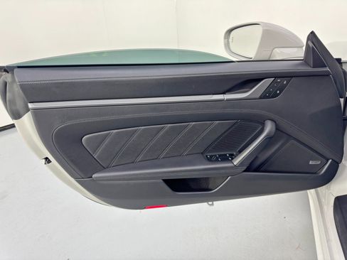 Used 2022 Porsche 911 Carrera S w/ Sport Package image 38