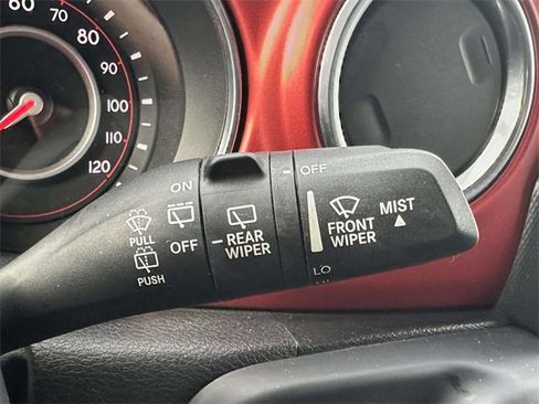 Certified 2018 Jeep Wrangler Unlimited Rubicon w/ Dual Top Group image 41