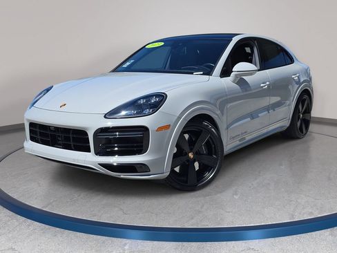 Used 2023 Porsche Cayenne Turbo AWD/4WD image 1