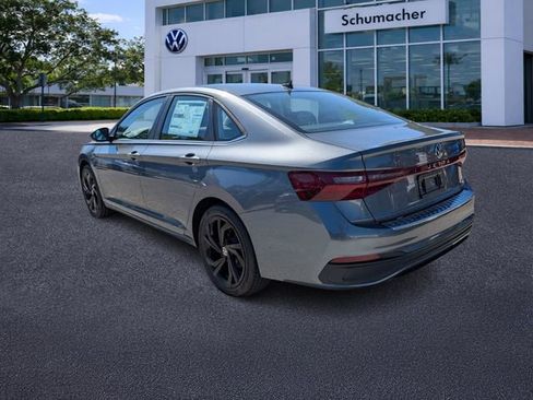 New 2026 Volkswagen Jetta SE image 5