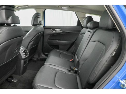 New 2026 Kia Sportage EX w/ EX Panorama Roof Package image 12