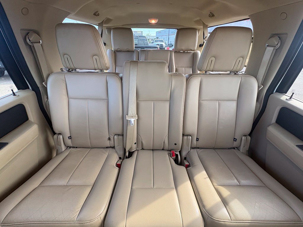 Used 2016 Ford Expedition EL XLT w/ Equipment Group 202A RWD image 30
