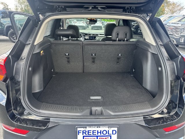 Used 2023 Buick Encore GX Essence w/ Experience Buick Package FWD image 24