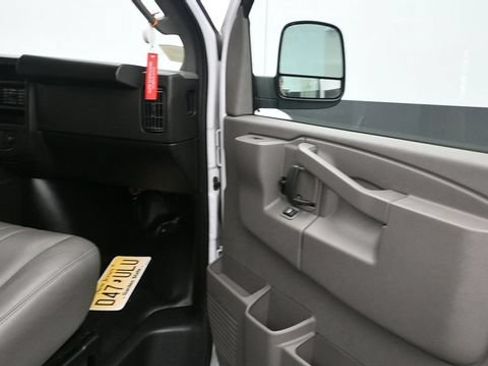 Used 2024 Chevrolet Express 3500 LS RWD image 16