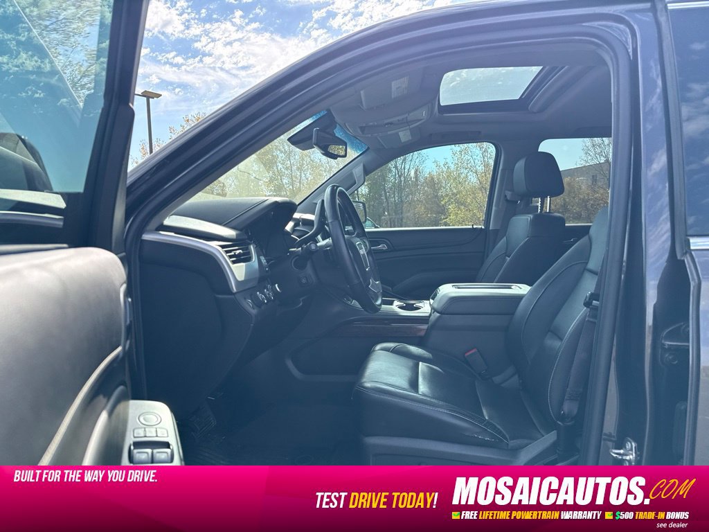 Used 2017 GMC Yukon SLT AWD/4WD image 6