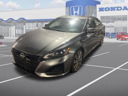 Used 2023 Nissan Altima 2.5 SL