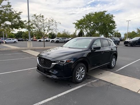 Used 2025 MAZDA CX-5 AWD 2.5 S w/ Preferred Package image 8