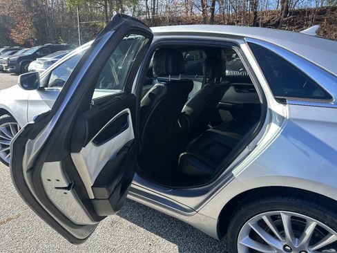 Used 2013 Cadillac XTS Platinum AWD/4WD image 11