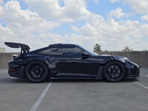 Certified 2025 Porsche 911 GT3 RS RWD image 9