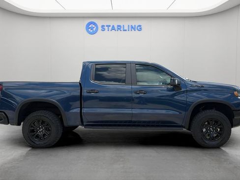 Used 2023 Chevrolet Silverado 1500 ZR2 w/ Technology Package AWD/4WD image 11