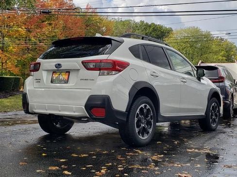 Certified 2023 Subaru Crosstrek 2.0i Premium image 3