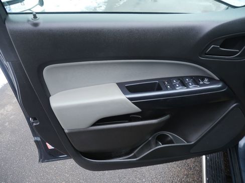 Used 2019 Chevrolet Colorado W/T w/ WT Convenience Package image 16