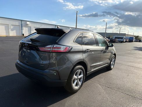 Used 2024 Ford Edge SE AWD/4WD image 6