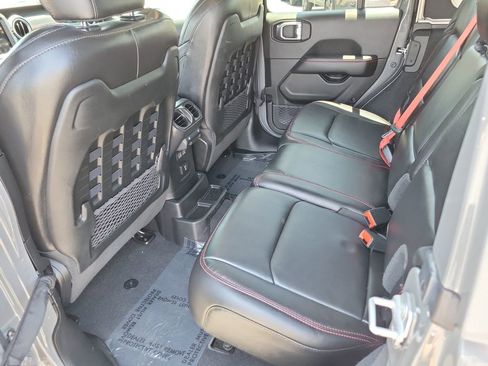 Used 2020 Jeep Wrangler Unlimited Rubicon w/ Quick Order Package 28Y Recon AWD/4WD image 24