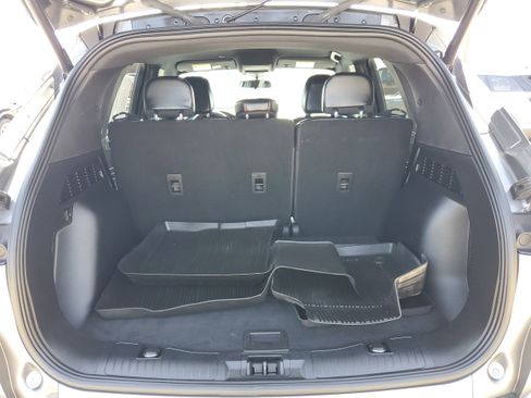 Certified 2023 Ford Escape ST-Line w/ Tech Pack #1 AWD/4WD image 9
