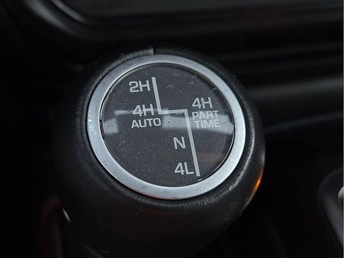 Used 2022 Jeep Wrangler Unlimited Sahara image 15