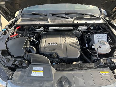 Used 2022 Audi Q5 2.0T Premium Plus w/ Premium Plus Package image 32