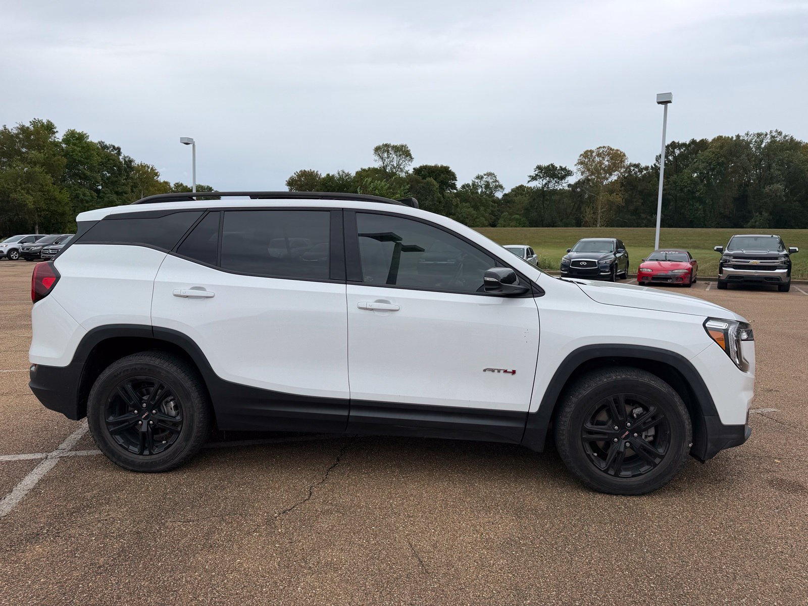 Used 2022 GMC Terrain AT4 w/ Infotainment Package II AWD/4WD image 3