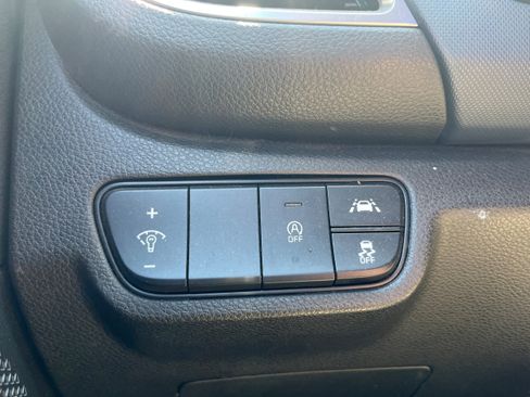 Used 2023 Kia Seltos S AWD/4WD image 19