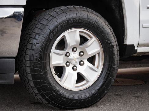 Used 2018 Chevrolet Silverado 1500 LT w/ All Star Edition image 11