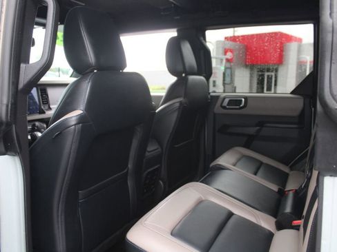 Used 2024 Ford Bronco Wildtrak AWD/4WD image 16