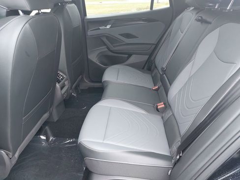 New 2026 Volkswagen Tiguan SE R-Line AWD/4WD image 34