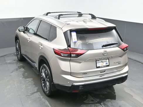 New 2026 Nissan Rogue Platinum image 35