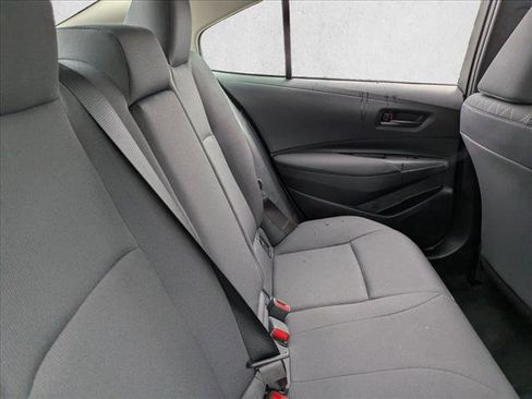 Certified 2025 Toyota Corolla LE image 18