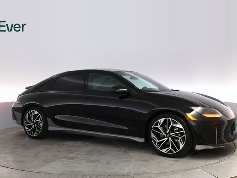 Used 2023 Hyundai Ioniq 6 Limited image 5