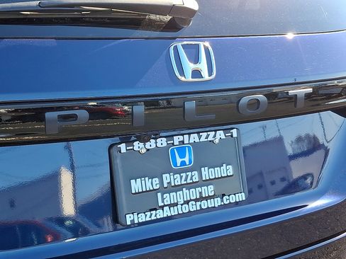 Used 2025 Honda Pilot EX-L image 31