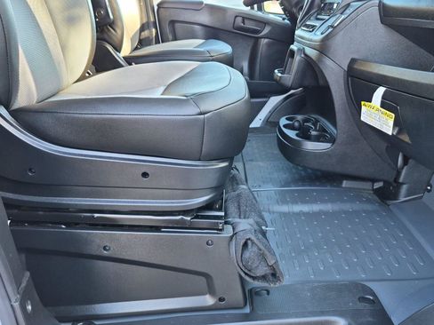 Used 2026 RAM ProMaster 2500 w/ Convenience Group FWD image 7