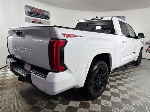Used 2022 Toyota Tundra SR5 image 3