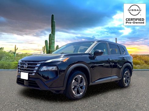 Certified 2025 Nissan Rogue SV FWD image 2