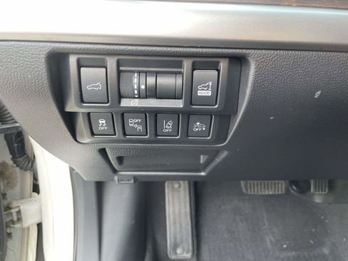 Used 2019 Subaru Outback 3.6R Limited w/ Popular Package #2 image 22