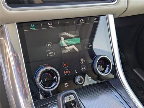 Used 2020 Land Rover Range Rover Sport HSE Dynamic image 16