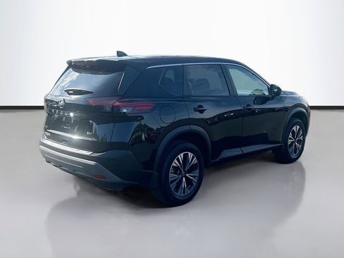 Used 2023 Nissan Rogue SV image 7