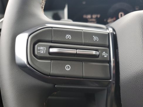 New 2026 GMC Acadia AT4 image 21