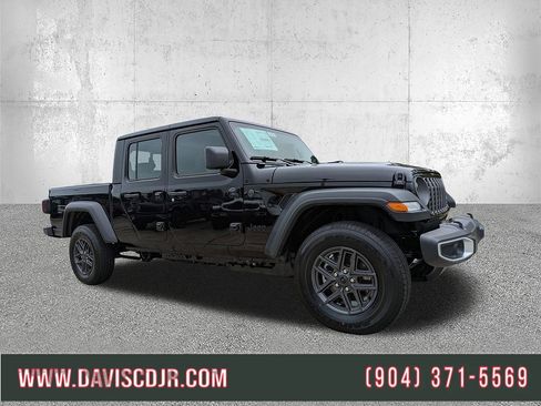 New 2026 Jeep Gladiator Sport AWD/4WD image 1