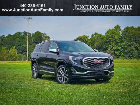 Used 2018 GMC Terrain Denali w/ Advanced Safety Package AWD/4WD image 1