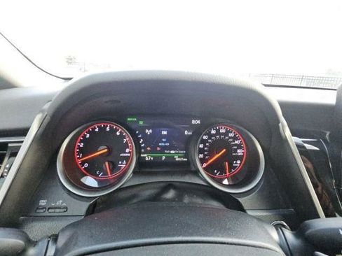 Used 2022 Toyota Camry XSE image 34