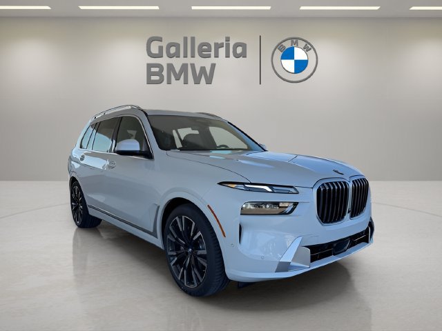 Used 2026 BMW X7 xDrive40i w/ Premium Package AWD/4WD image 4