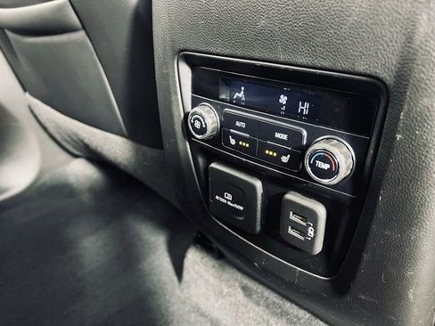 Used 2021 Buick Enclave Avenir image 15