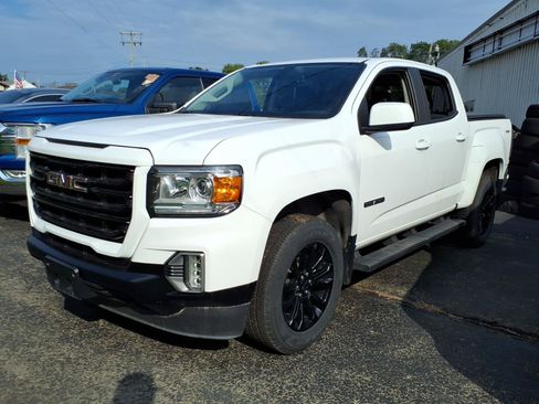 Used 2022 GMC Canyon Elevation w/ Elevation Premium Package AWD/4WD image 2